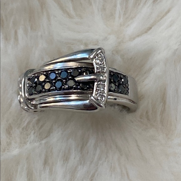Buckle Black Diamond Ring - Picture 2 of 6